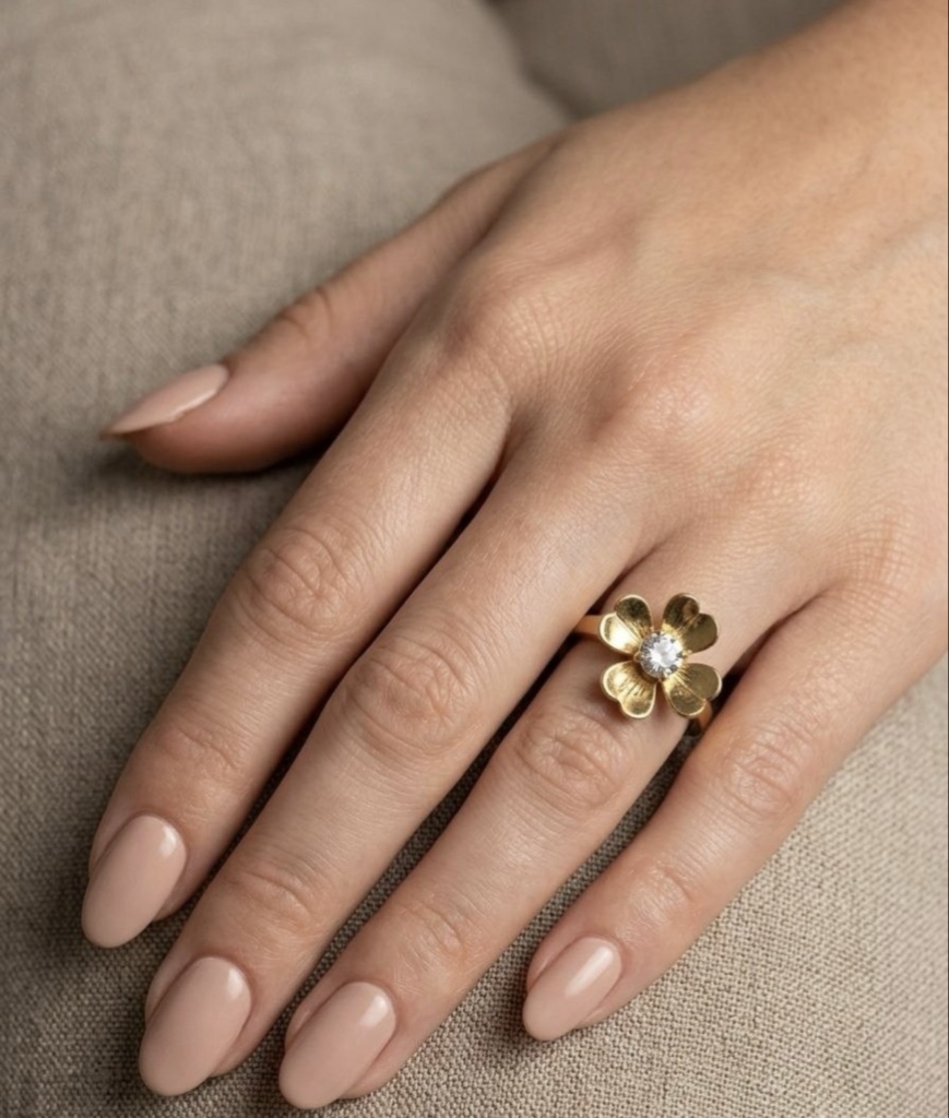 Anillo flor dorado