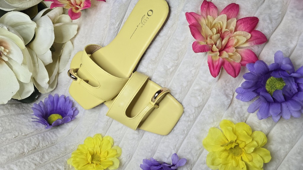 Sandals amarillas