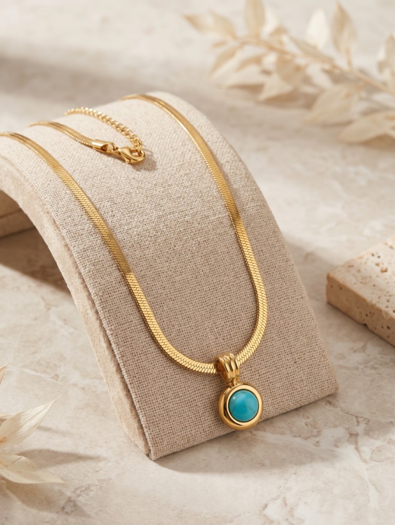 Collar Medallón Circular Minimalista