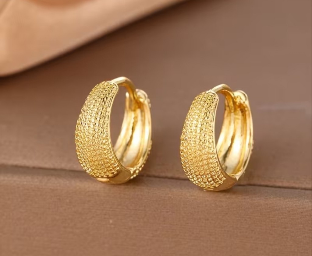 Aros dorados texturados