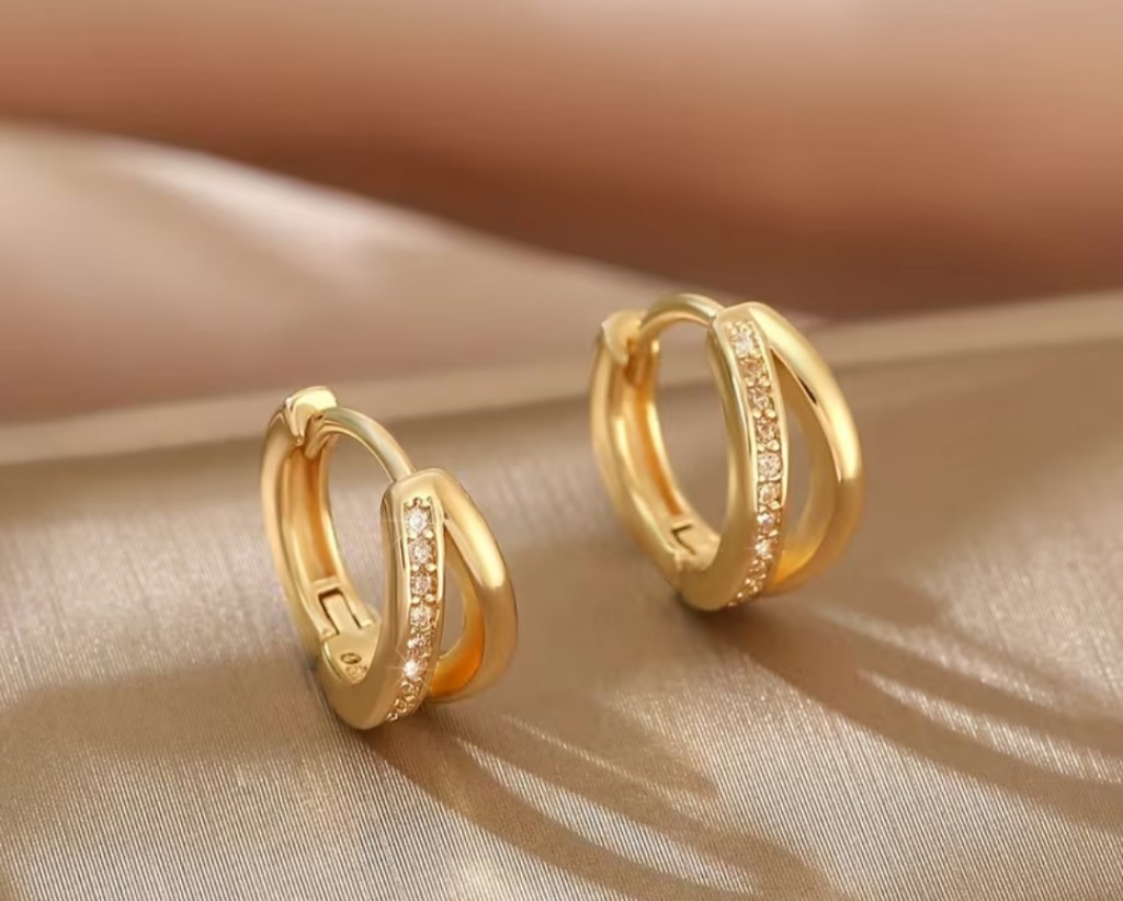 Aros dorados con brillo