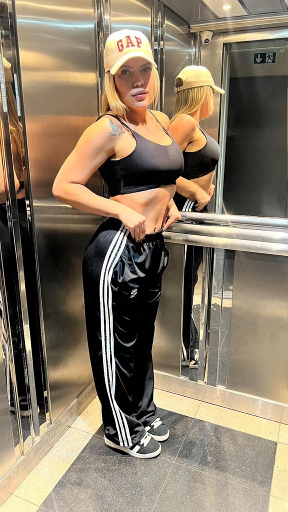 Calça adidas