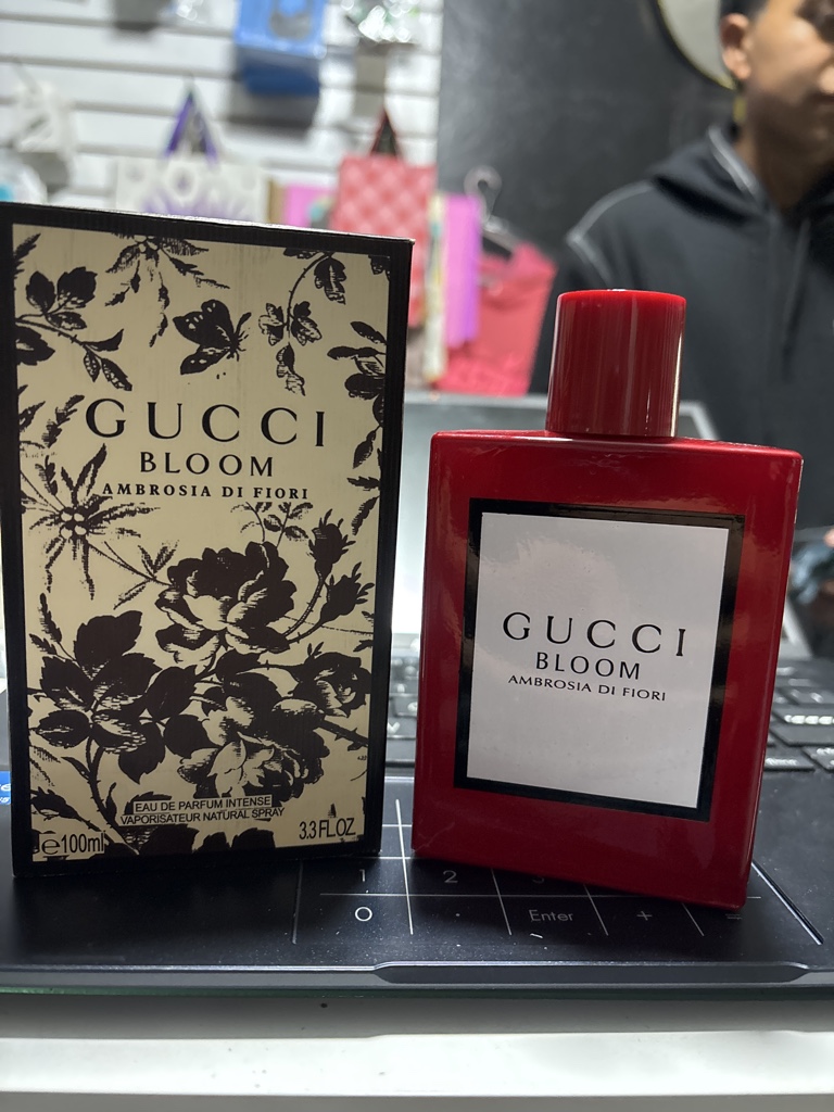 gucci blom