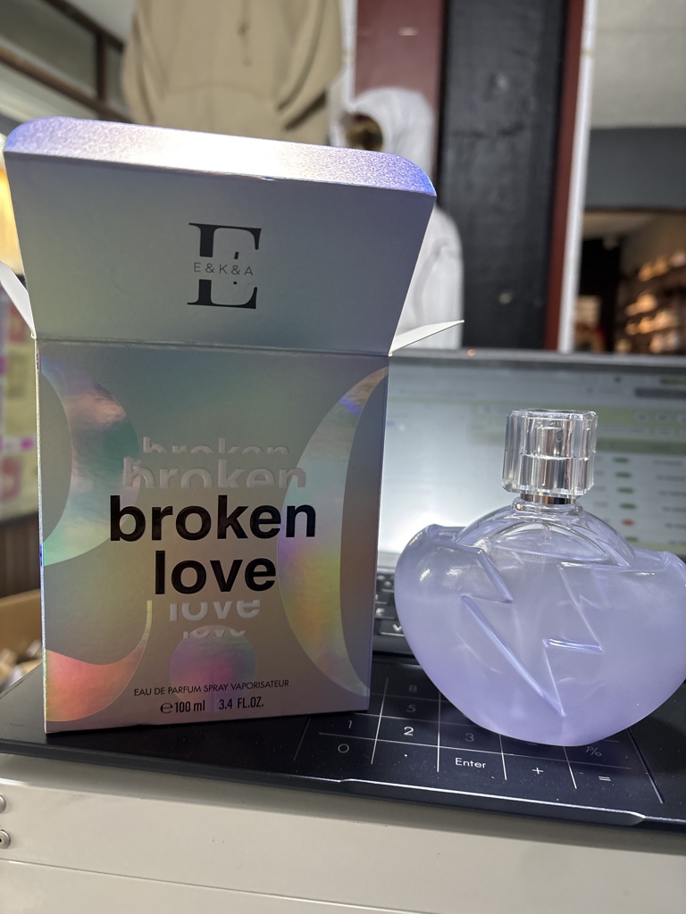 broken love morado