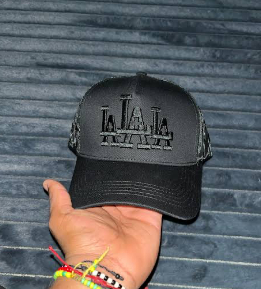 Gorra lalala brillos