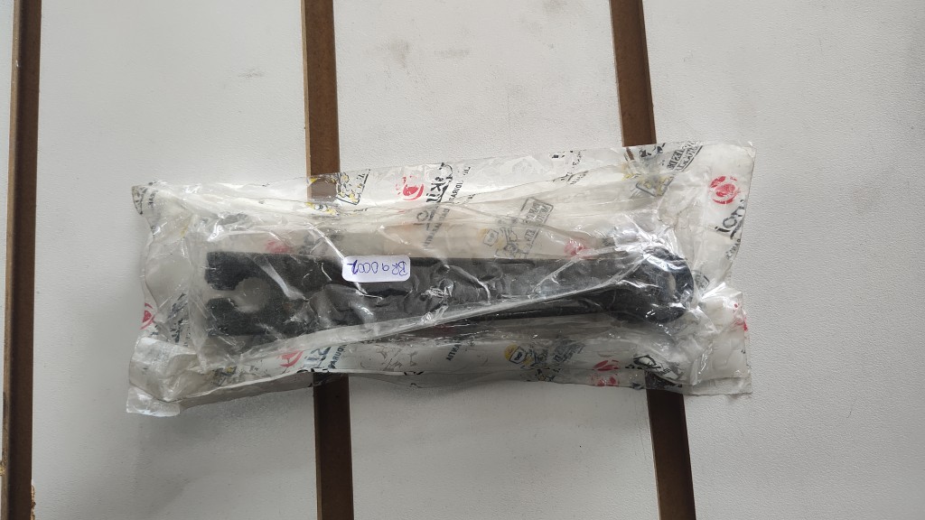 BRAZO FRENO TRASERO ROUSER 135/180
