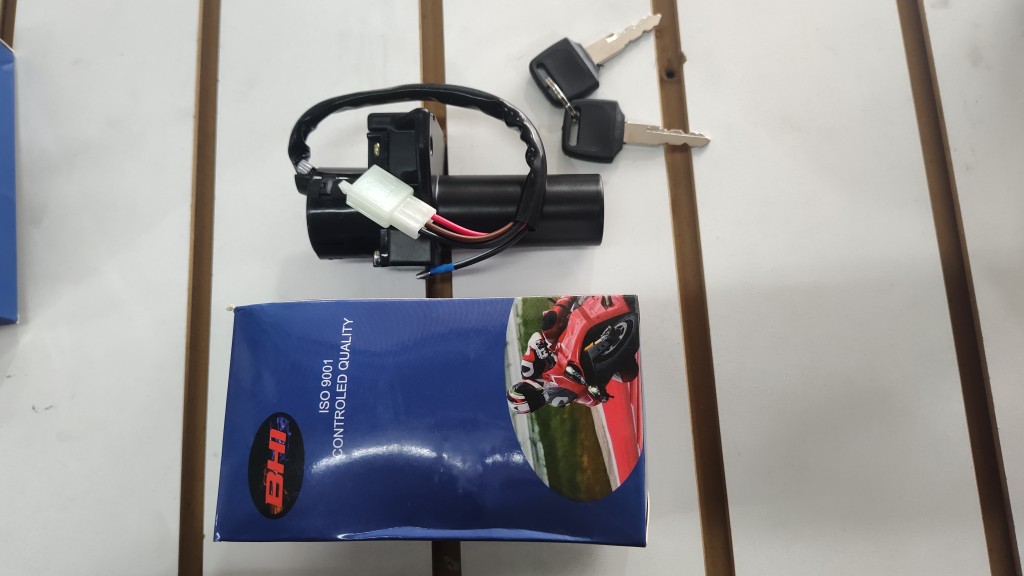 Llave de contacto YBR 125