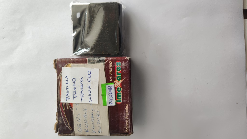 Pastilla de freno SUSUKI 600 TRASERA