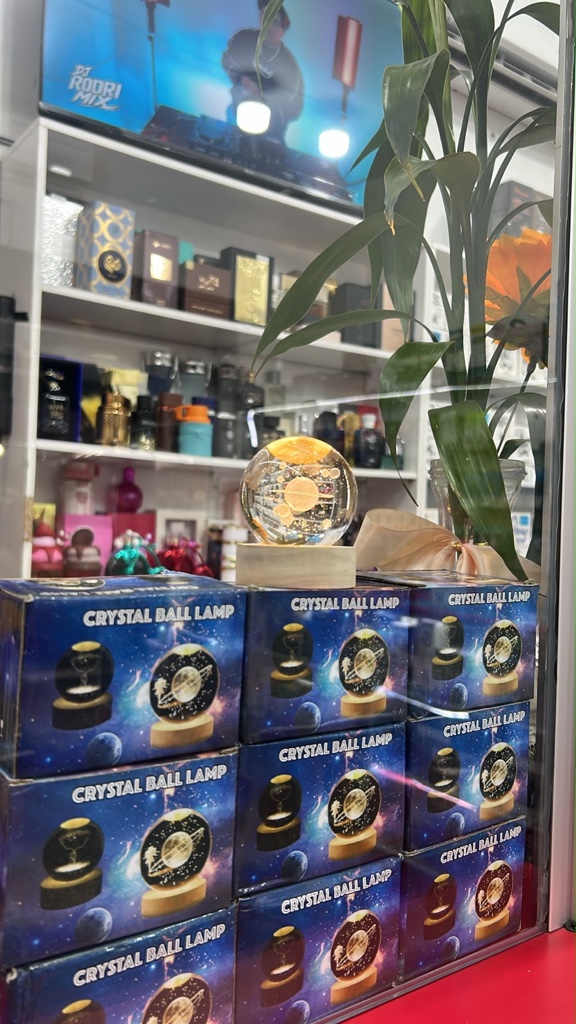 Crystal Ball Lamp