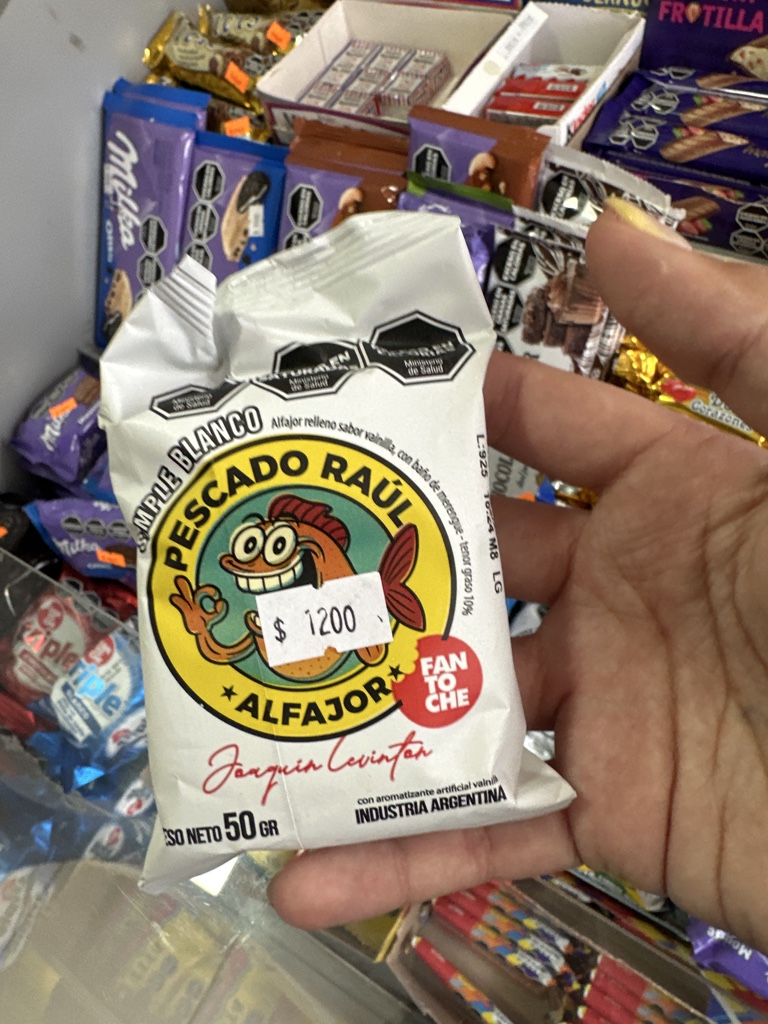 Fan To Che Pesca Raúl alfajor blanco