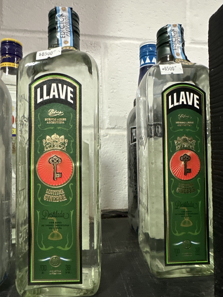 Llave ginebra 700ml