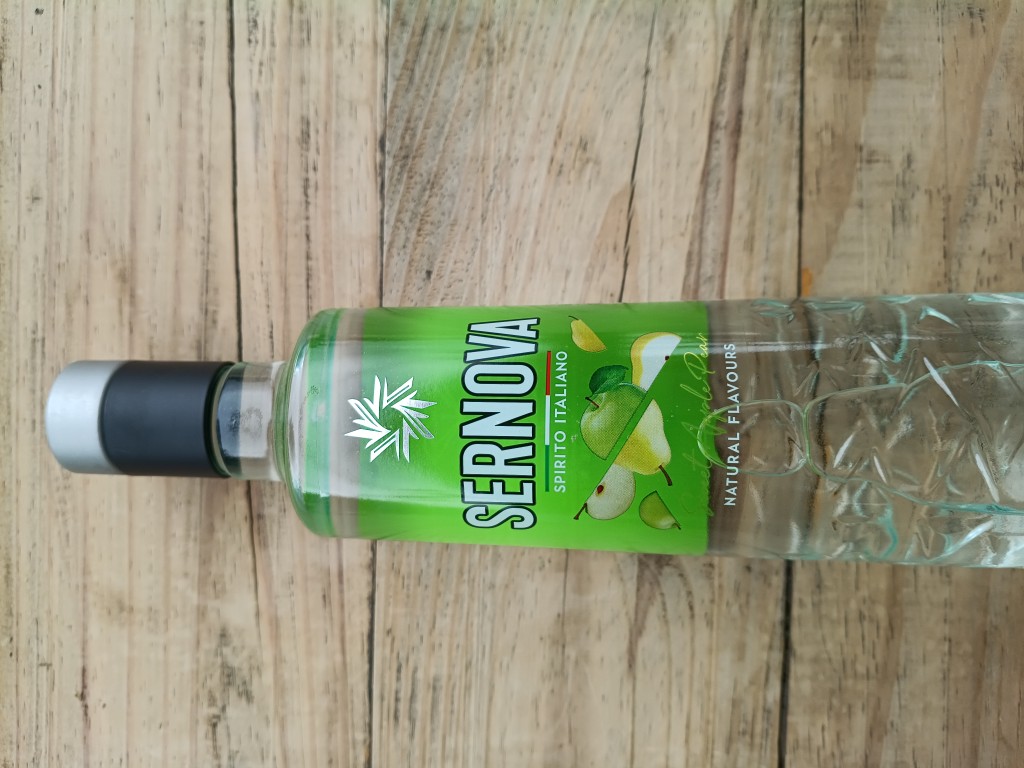 Sernova licor de pera