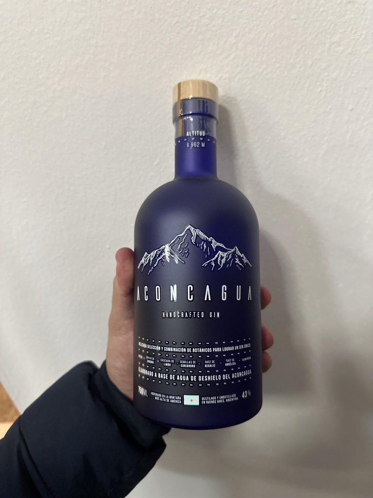 Aconcagua Gin azul