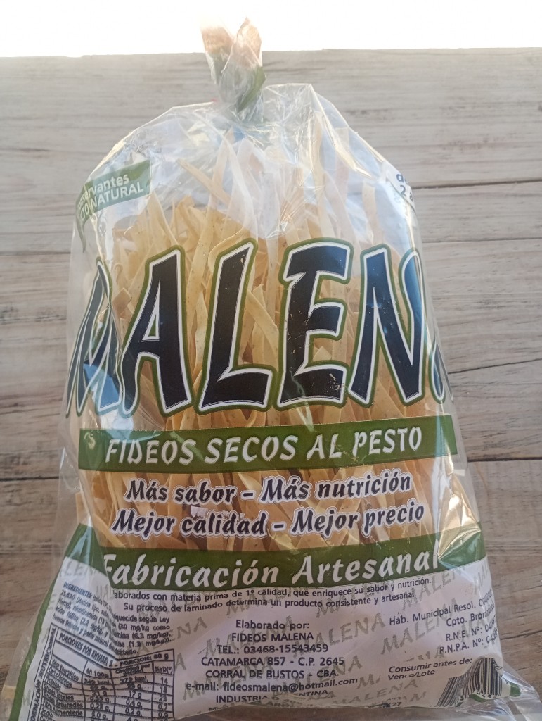 Malena fideos secos al pesto