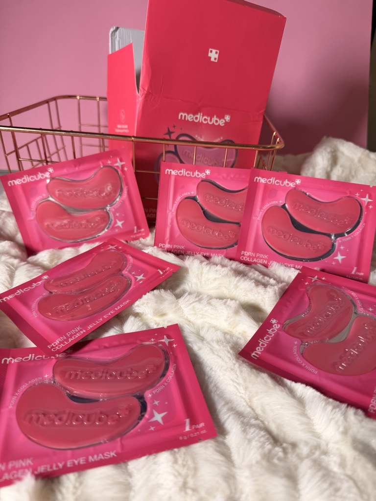 Medicube parche gel ojos rosa