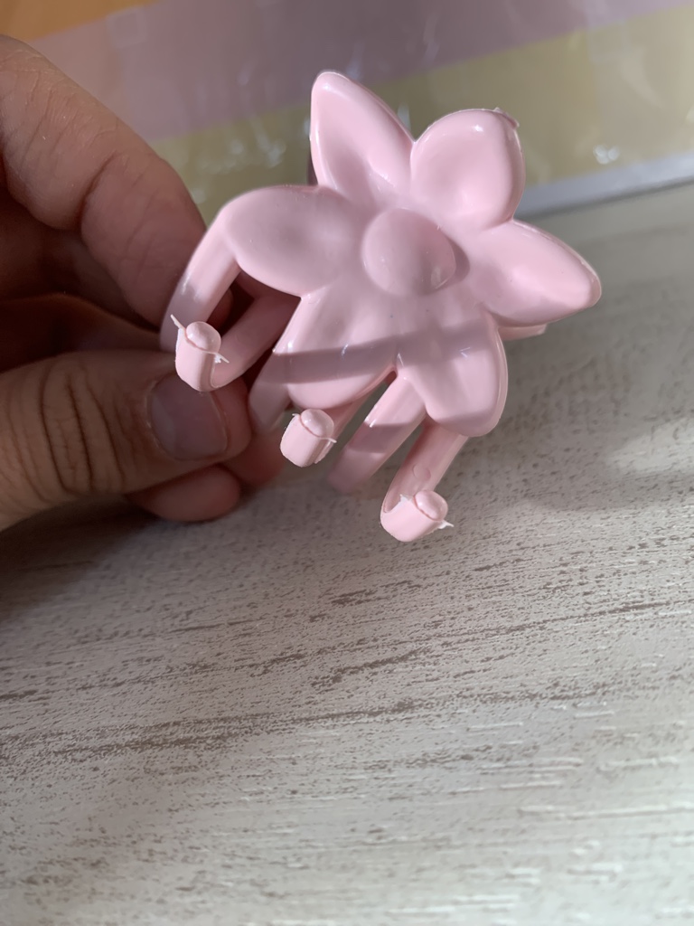 Broche floral rosa