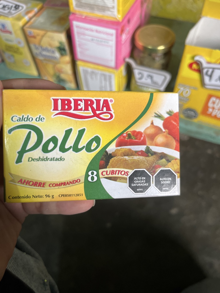 Iberia caldo de pollo 8 cubitos