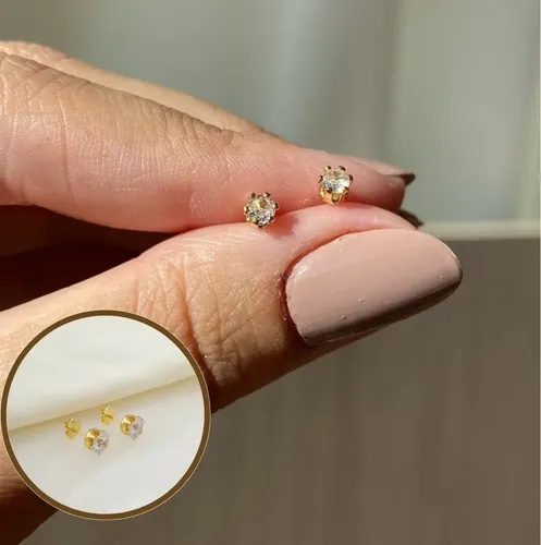 Mini ponto de luz dourado Semijoia