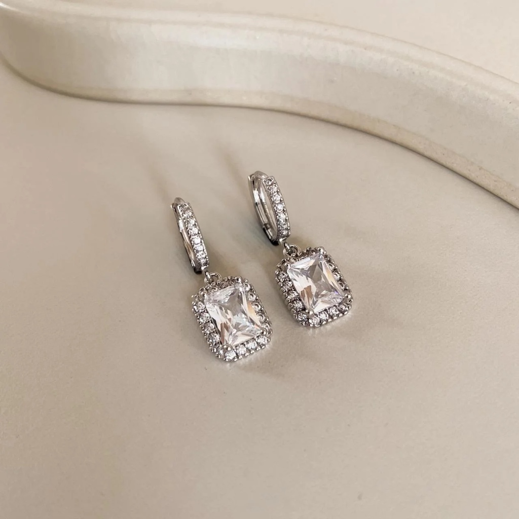 Argola charm prata Semijoia