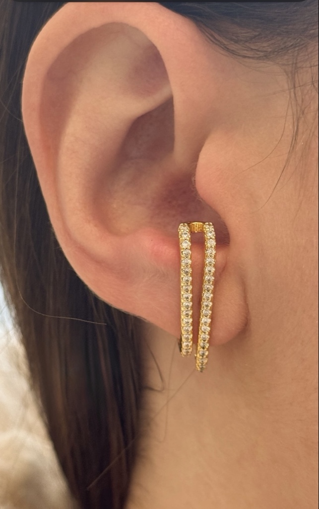 Ear hook dourado Semijoia