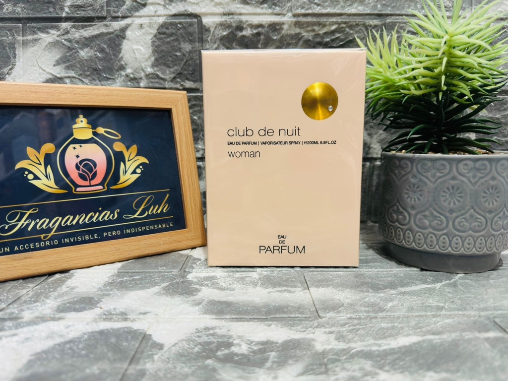 Club de Nuit Women EDP