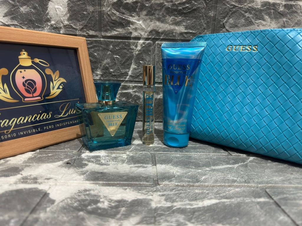 Set Seductive Blue Guess