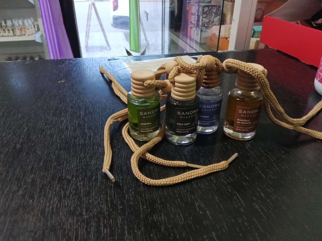 Sandra Marzzan difusor auto,varios aromas