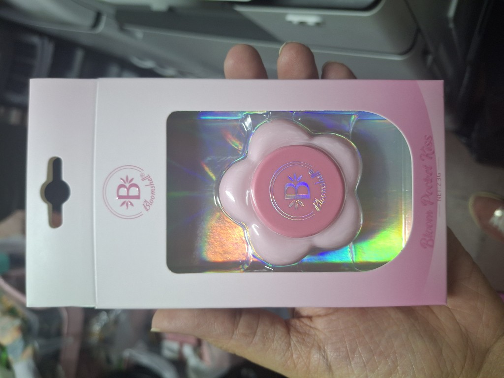 Bloomshell Pocket kiss