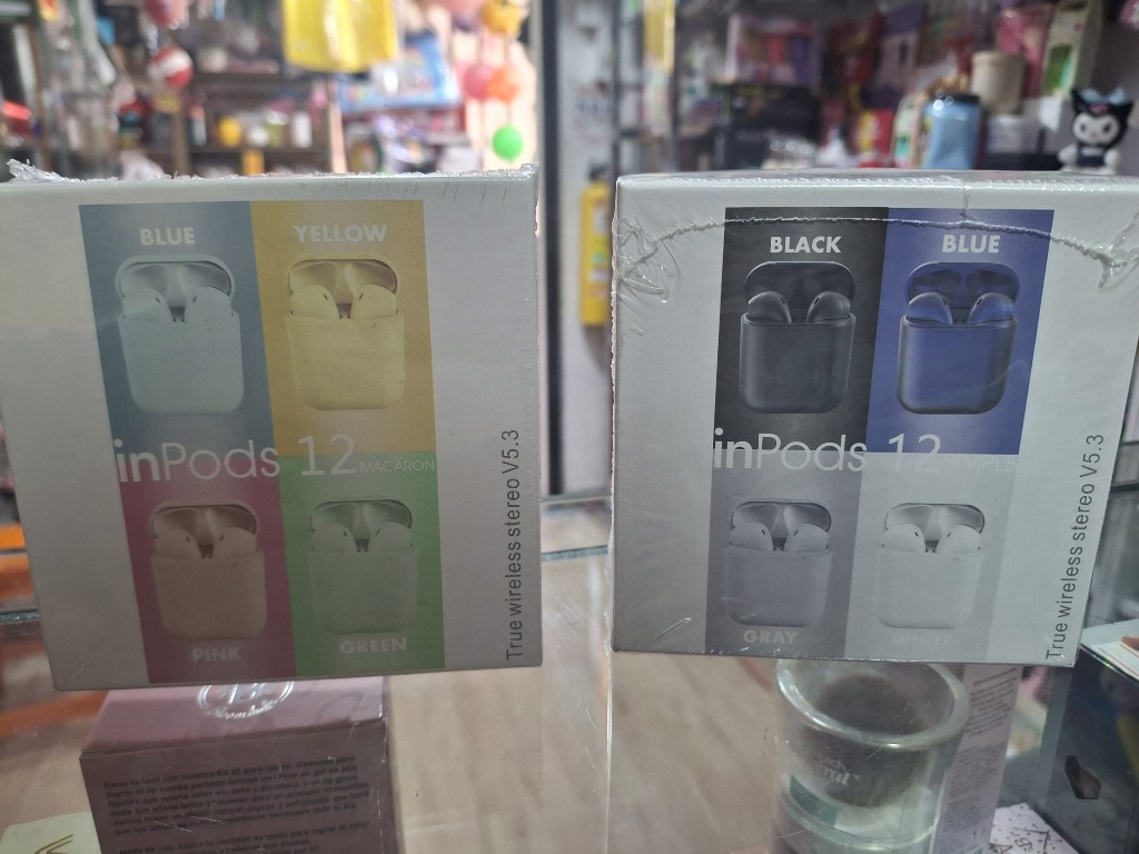 Audífonos inalámbrico i12