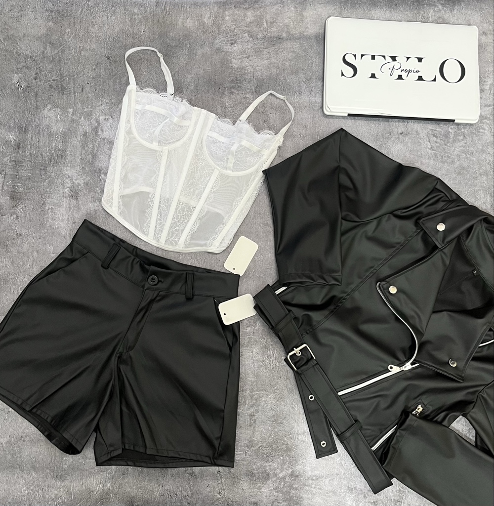 Short engomados