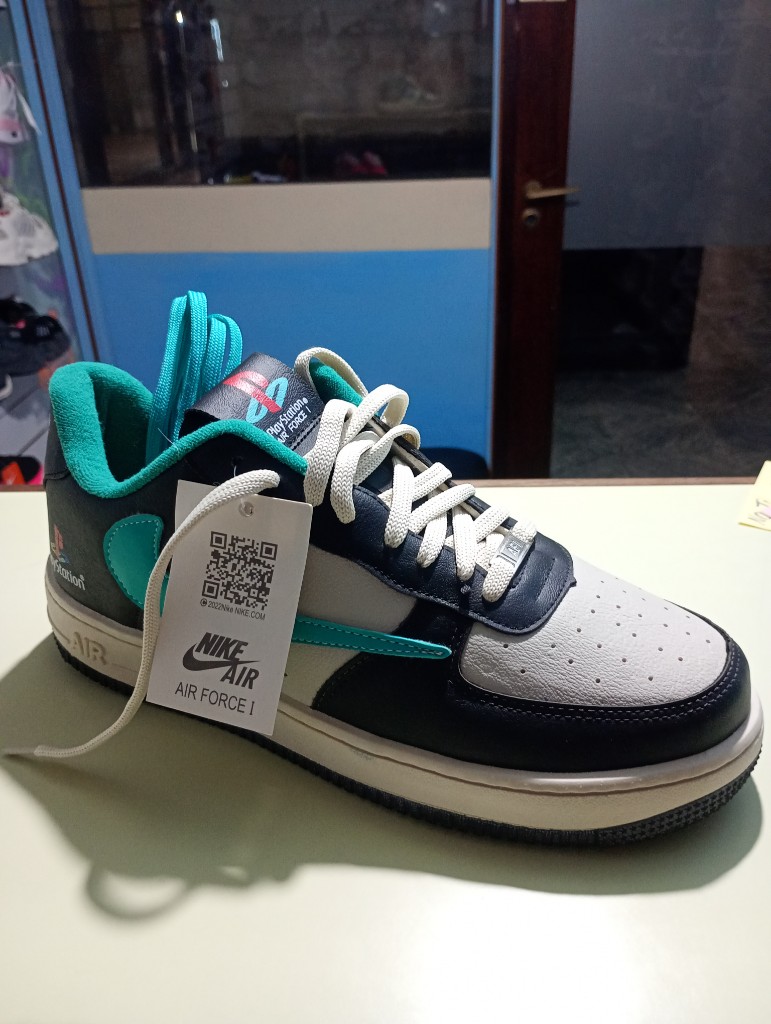 NIKE air force play station