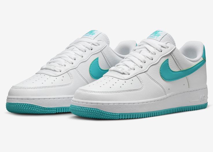 NIKE supreme verde acua