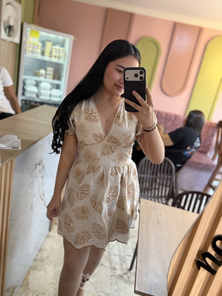 Vestido crema estampado