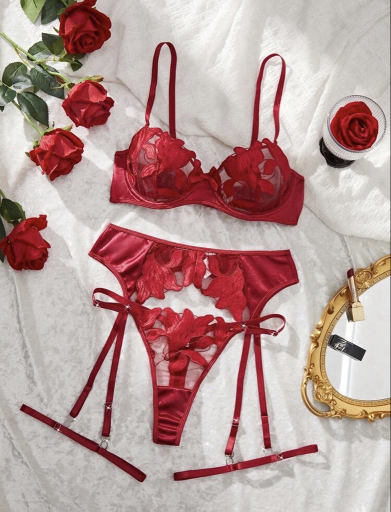Conjunto Lingerie Rendada Sensual (4 Peças)