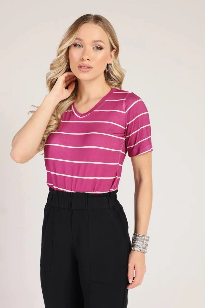 Camiseta rosa listrada