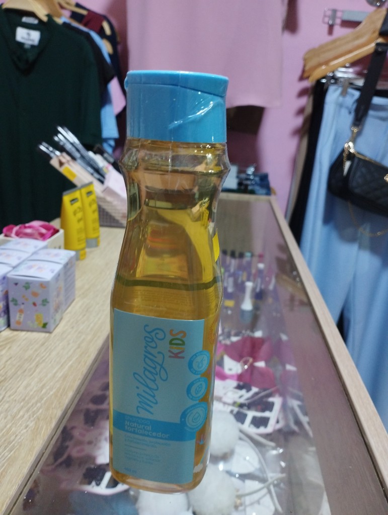 Milagros Kids shampoo fortalecedor