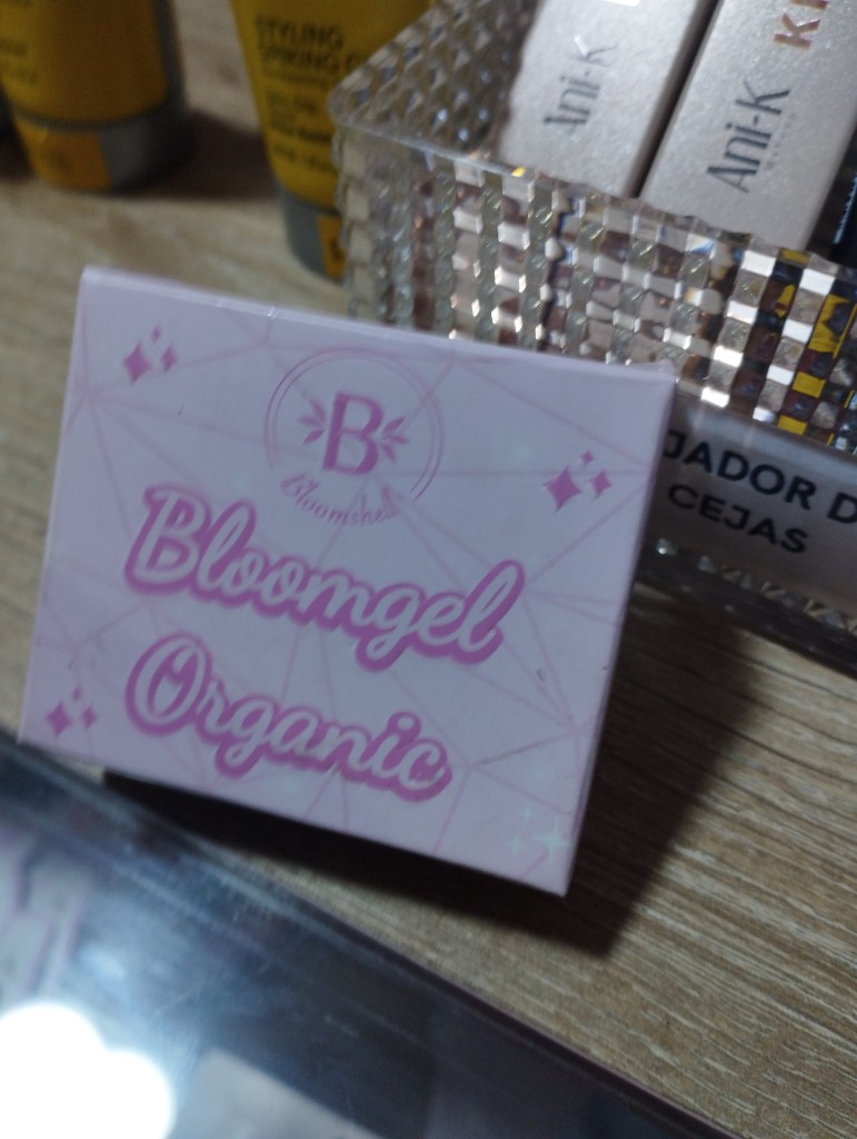 Bloomshell gel para cejas