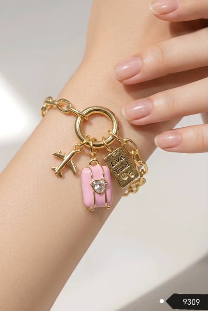 Pulsera dorada charms