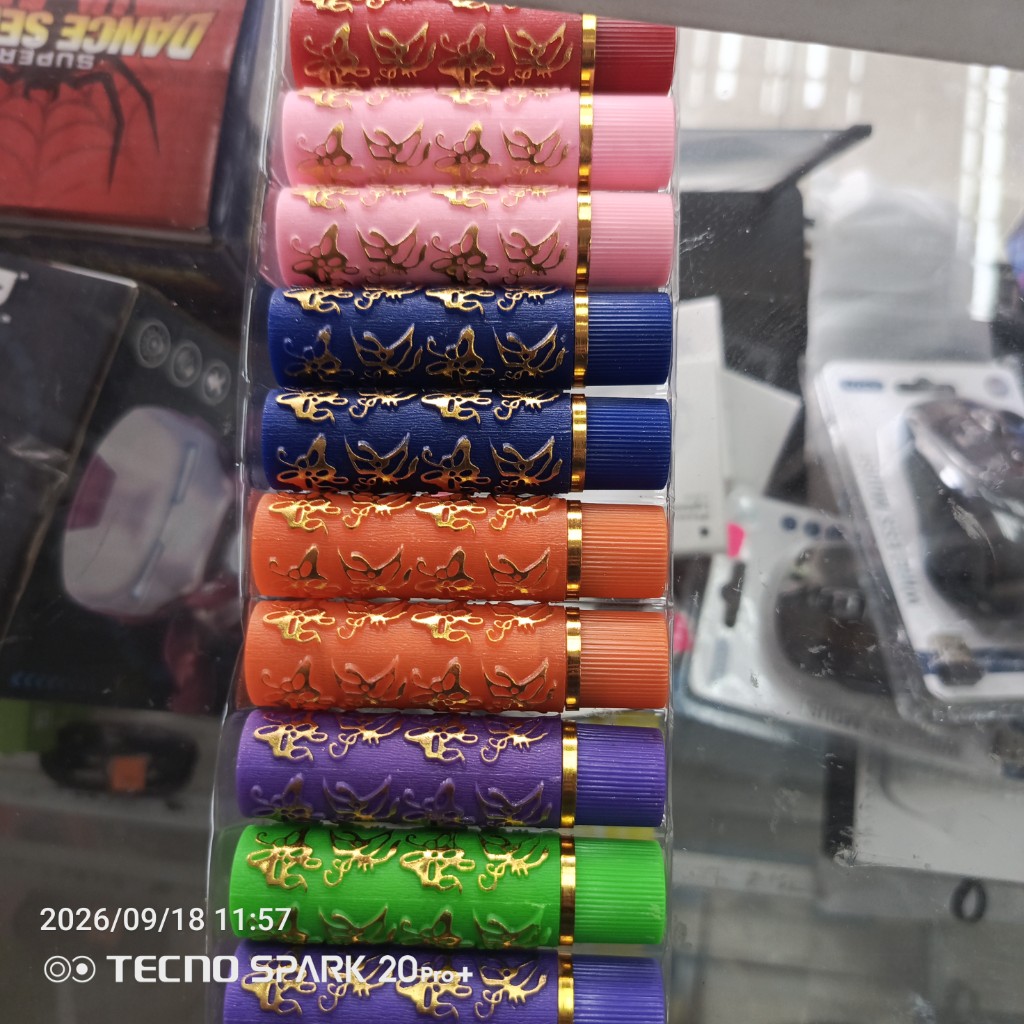 LABIAL MAGICO