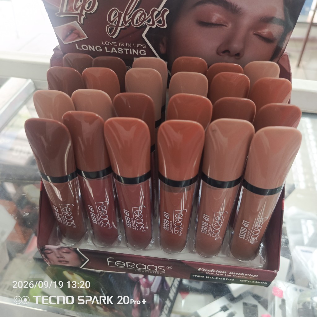 LIP GLOSS MAGIC LONGLASTING
