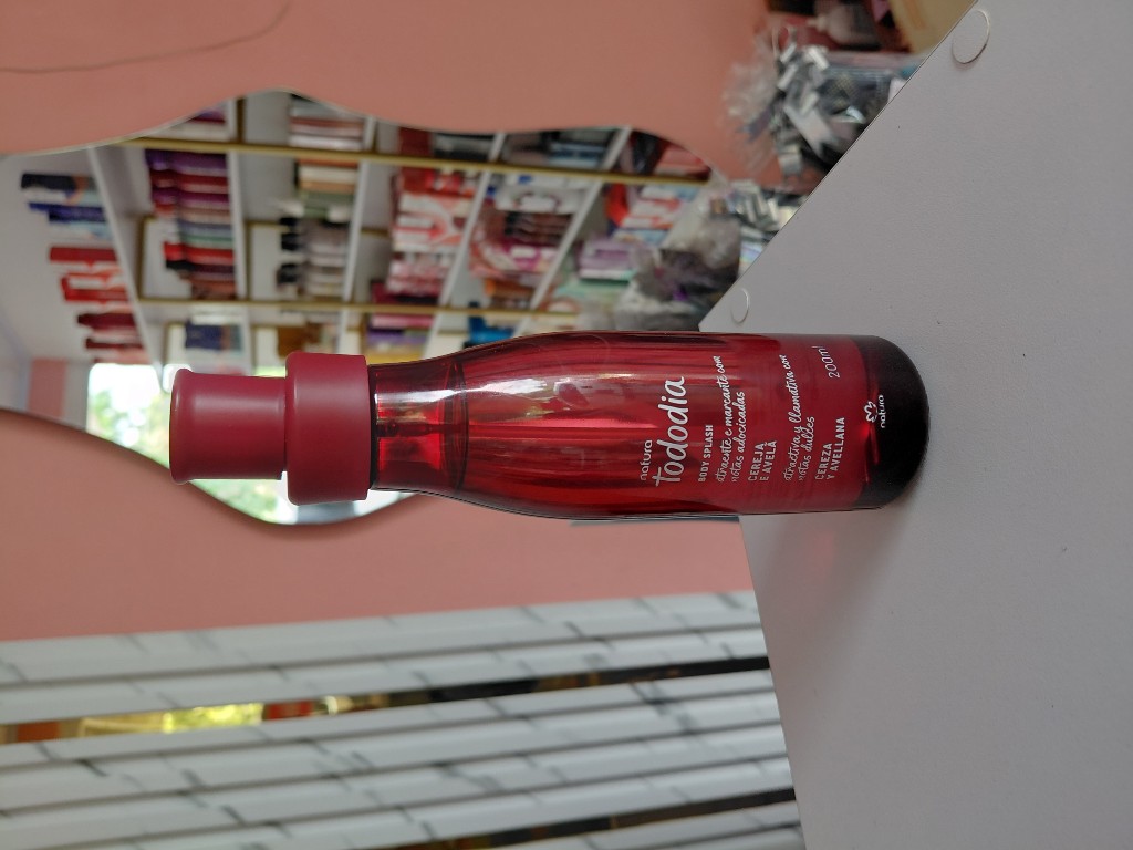 Natura Tododia Body Splash cereza y avellana