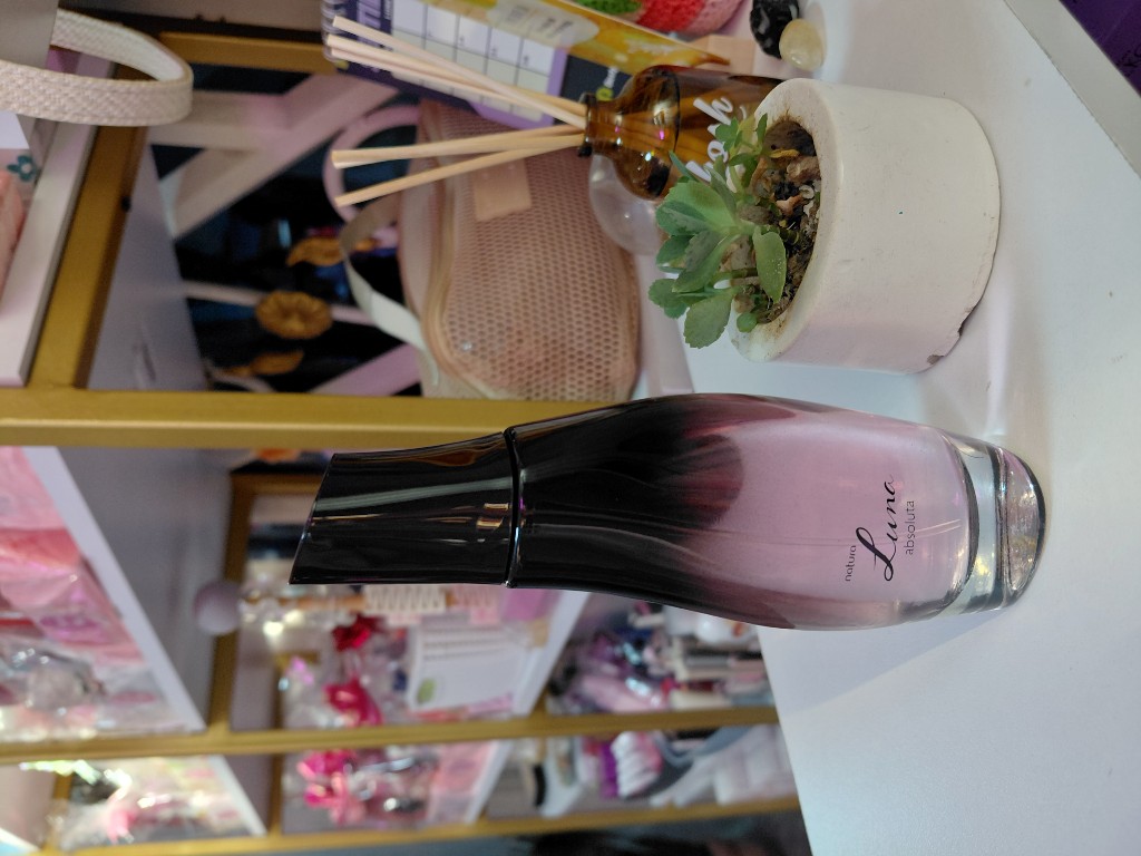 Natura Luna Absoluta perfume
