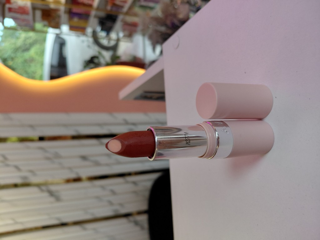 Labial Batom rojo rosa