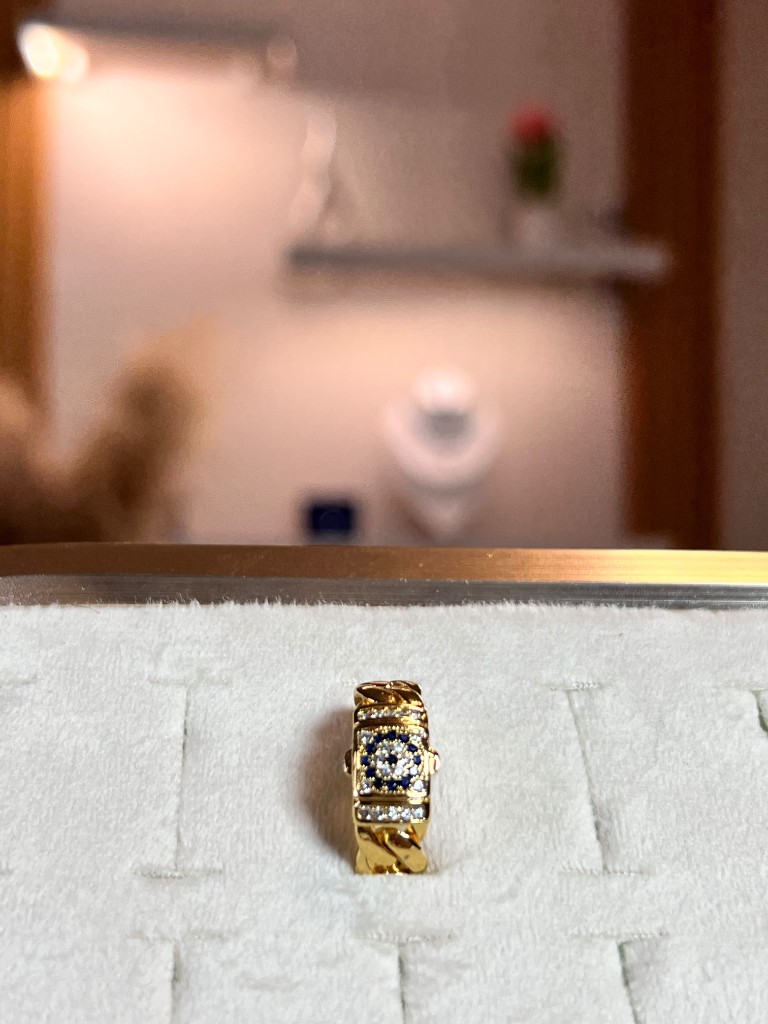 Anillo de ojo turco