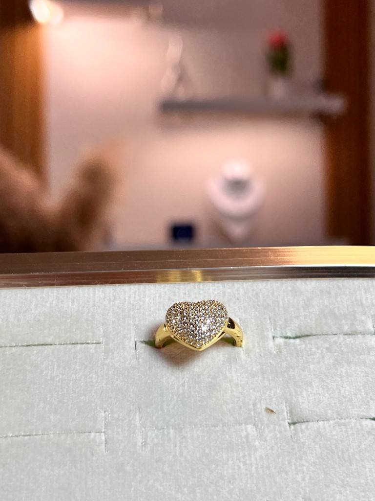 Anillo corazón pequeño
