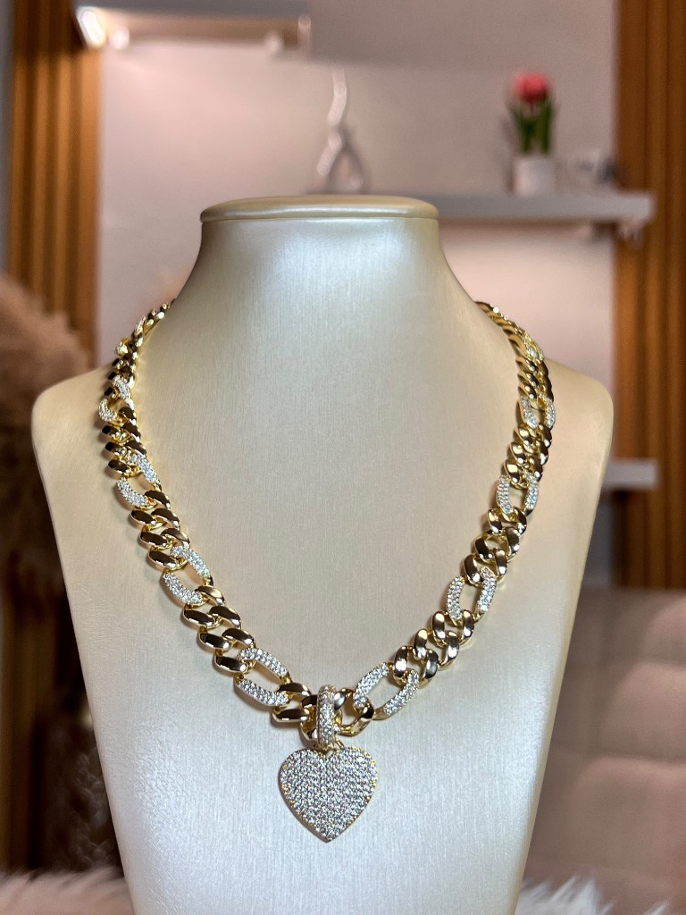 Collar Cartier corazon