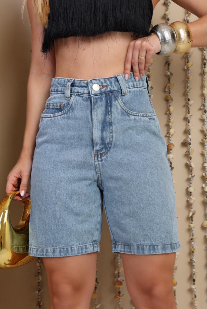 Bermuda jeans meia coxa