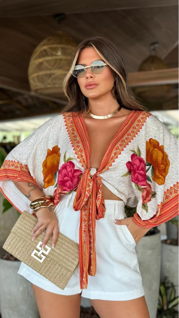 Blusa manga morcego