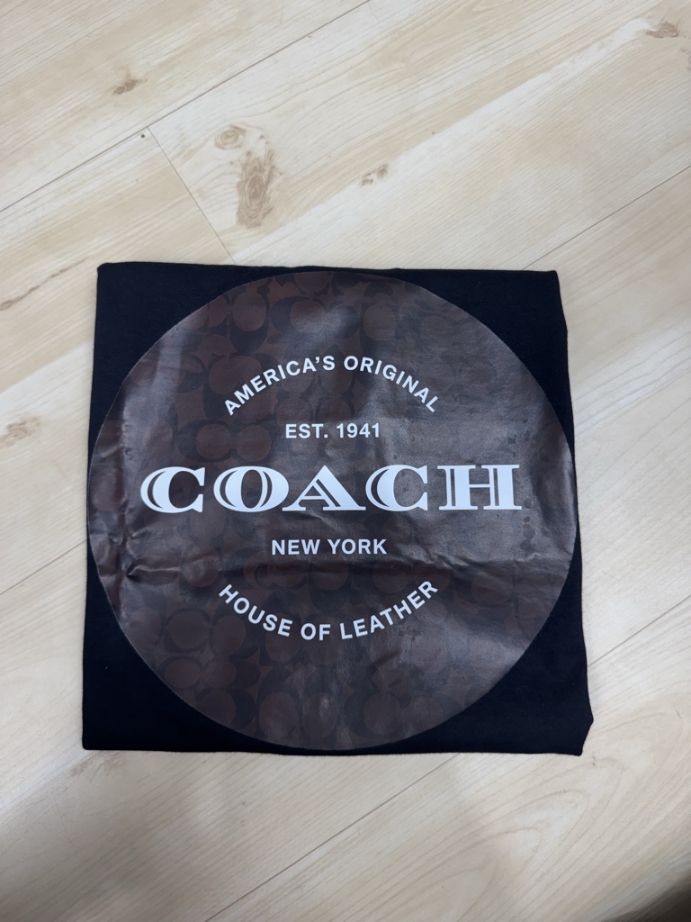 T-shirt COACH preta