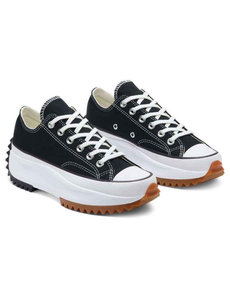 Tenis negros plataforma CONVERSE/ COMO NUEVOS